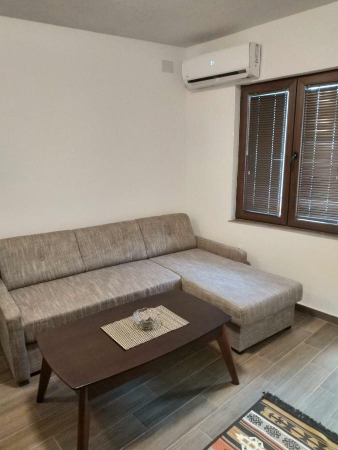 At George'S Apartments Ohrid Exterior foto